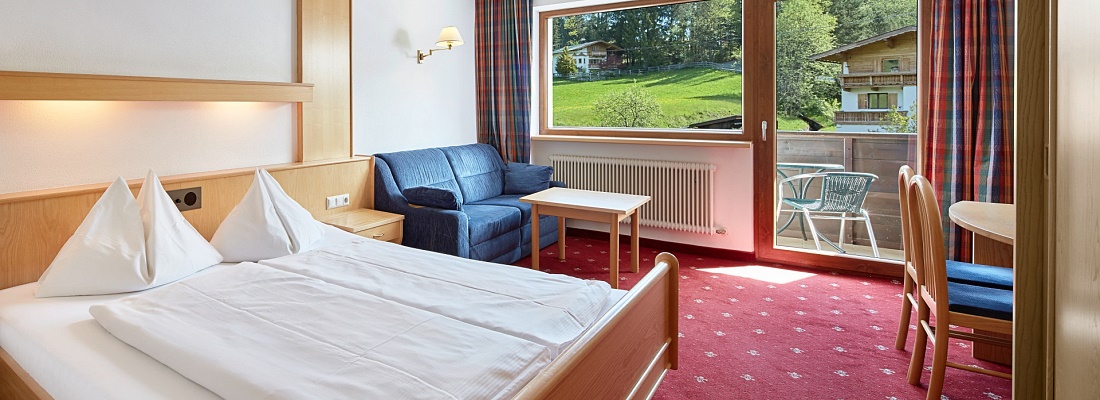 Rooms & Suites
