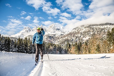 Cross country skiing for big and small