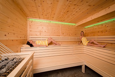 Finische Sauna +Kräutersauna